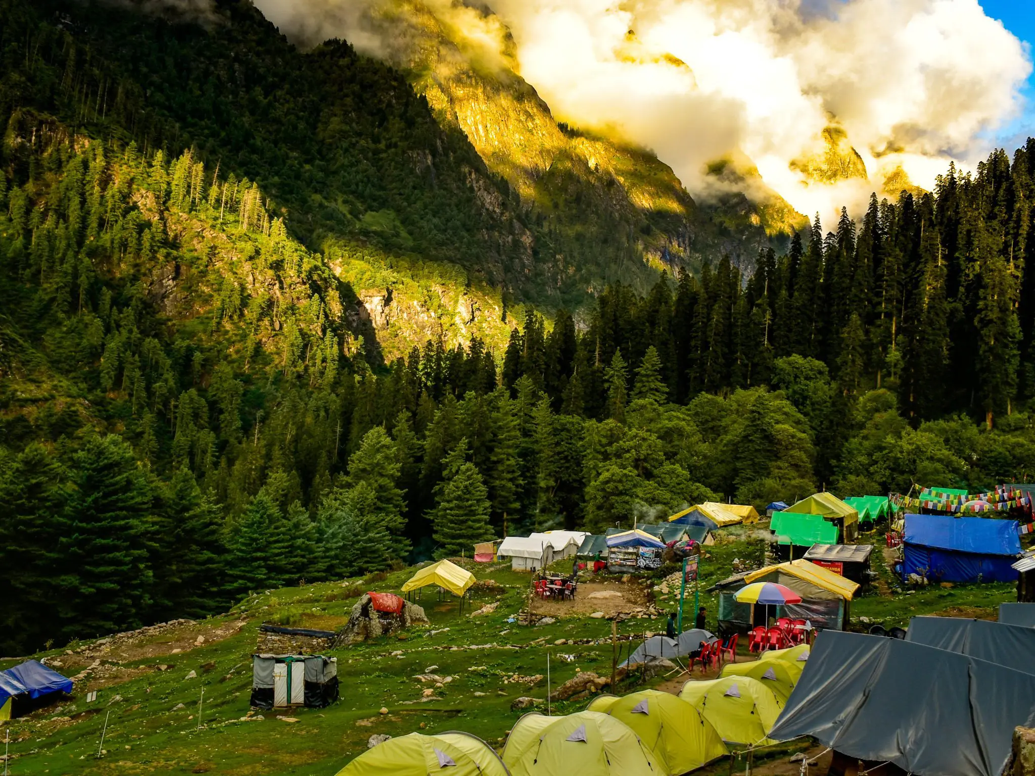 Trek to Kheerganga  Kheerganga to Barshaini